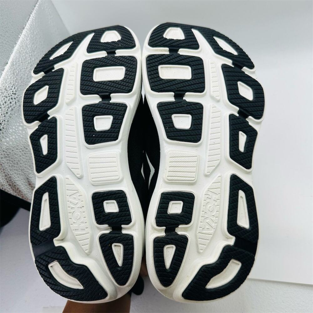 HOKA Bondi 9 Running Shoes Black/White Max Cushion | Women's Size 7 B US | EUC - Picture 7 of 8